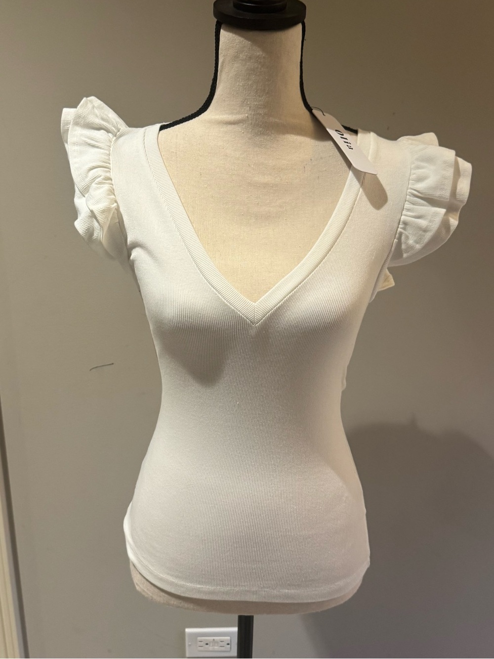 Women's White V-Neck Ruffle Sleeve Top